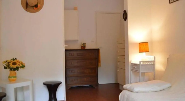 Appartement Le Lavandou, 1 pièce, 2 personnes - FR-1-251-66