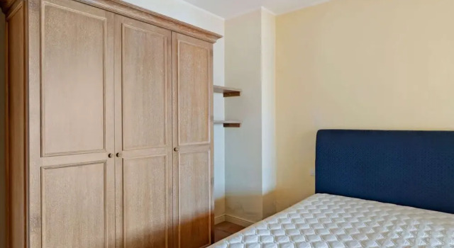 Spacious Apartment in Rancone With Lake View, Reserva ahora Apartamento Hoteles en Oggebbio con piscina, Piscina