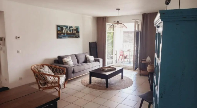 Superbe appt T3 avec terrasse et parking - centre ville d'Arcachon, Забронировать Отель Отели Бассен-д'Аркашон с парковкой, Парковка