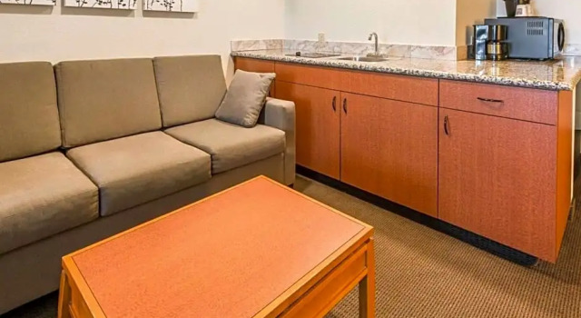 Люкс с видом на город Sleep Inn & Suites Winchester near University
