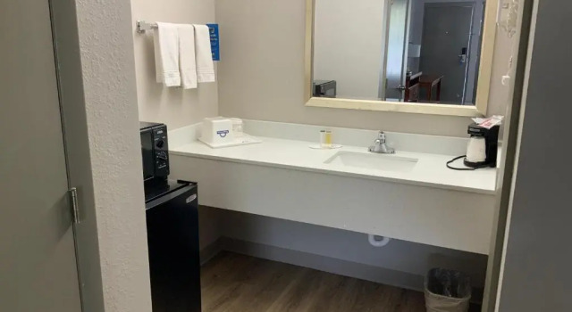 Двухместный номер Standard Days Inn by Wyndham Lake City I-10