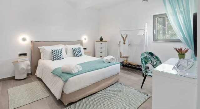 Люкс Luxury Driftwood Luxury Suite by WhiteDream Villas