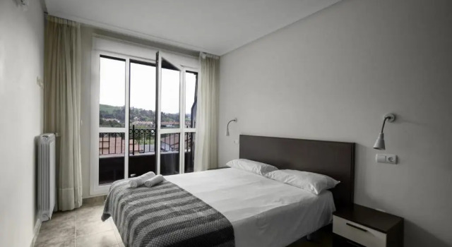 Balea 2 - Local Rentss, Rezerwuj Hotel Hotele w Baskonia z parkingiem, Parking