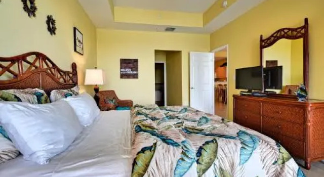 Harborview Grande 604