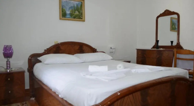 Villa Viktor, Varaa Villa Sarandë Vlorë County