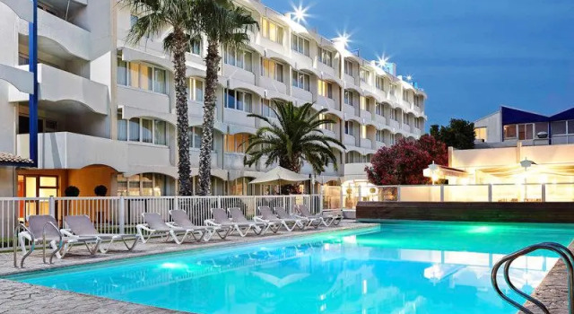 Четырёхместный номер Standard Novotel Montpellier