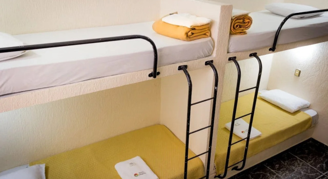 Четырёхместный номер Standard Hotel Moreno