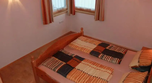Ferienhaus Yvonne, Забронировать Отель Раурис 