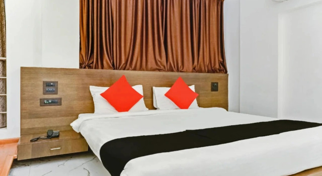 Hotel House Khas By OYO Rooms
