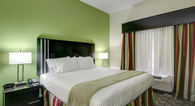 Двухместный номер Standard Holiday Inn Express Savannah South I-95 Richmond Hill by IHG