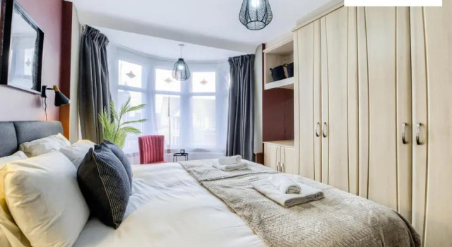 3 Bedroom House By Passionfruitproperties Near Coventry & Warwickshire Hospital With Free Wi-fi, driveway & Garden, DSC