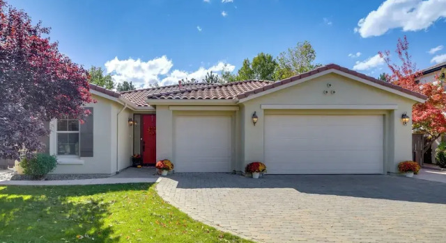 Коттедж 13 Mi to Slopes: Cozy Home w/ Fenced Yard in Reno