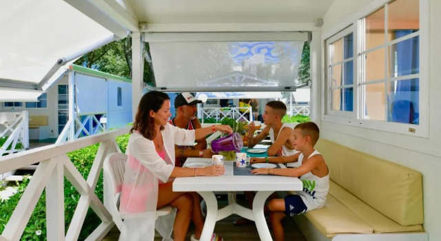 Номер Comfort с 2 комнатами с видом на бассейн Isamar Holiday Village