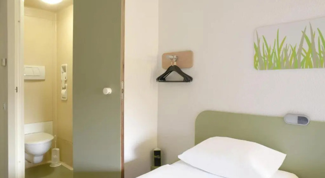 Номер Standard B&B HOTEL Flensburg-City
