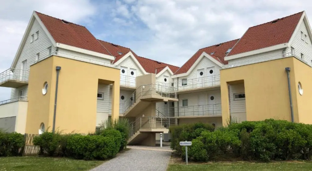 Апартаменты Les Dunes Du Golf First Line Sea View App Block B 1-3