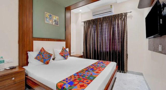 Номер Deluxe Fabhotel Kayal Plaza