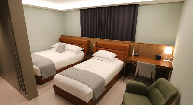 Luksusowy dwuosobowy pokój Dongdaegu Station Eastern Hotel