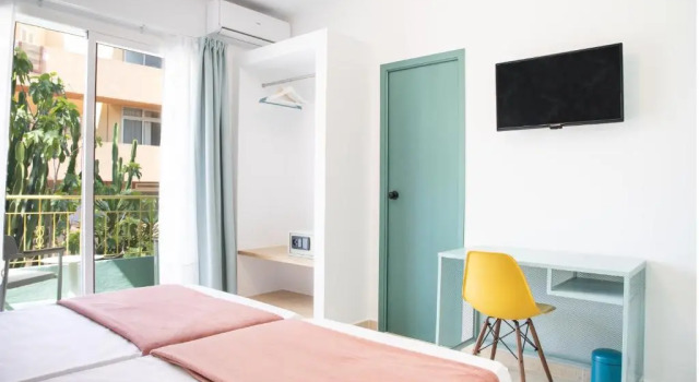 Deluxe Kahden hengen huone parvekkeella Hotel Miranda