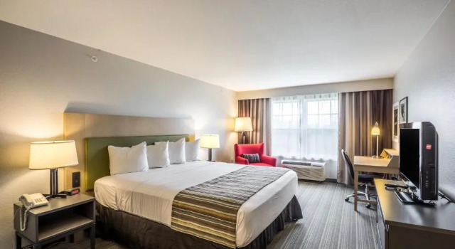 Номер Standard Country Inn & Suites by Radisson, Fond du Lac, WI