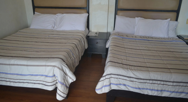Tagaytay Econo Hotel, Забронировать Отель Тагайтай Лусон