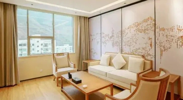 Biznes suite Nujiang Hotel