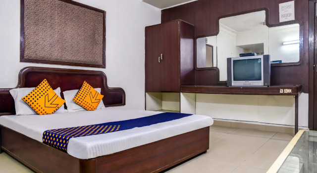 SPOT ON 75385 Hotel Richa, Забронировать Отель Отели штата Махараштры 3 звезды, 3*