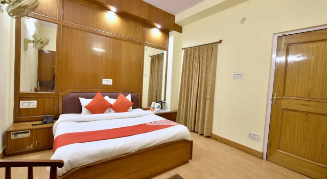OYO 14098 R R Homes