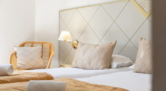 Семейный номер Standard с балконом Best Western Le Bristol