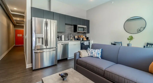 Апартаменты Des Moines Executive 1BD 1BA Downtown Apartment