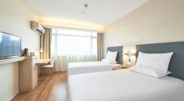 Hanting Hotel Weinan Shengli, Boek Hotel Hotels in Shaanxi met parkeren, Parkeren