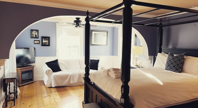 Номер Standard с балконом Lee Farm Inn