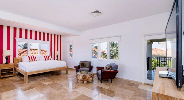 Upscale Ocean View Villa with Pool Outdoor Kitchen, Reserva ahora Villa Cabañas en Palm-Eagle Beach, Cabaña
