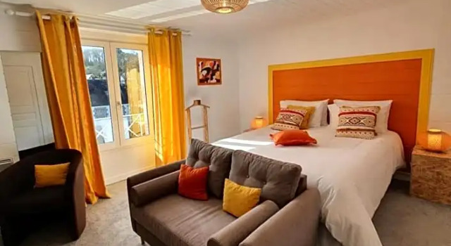 Aux Lits du Canal, Rezerwuj Bed and Breakfast  