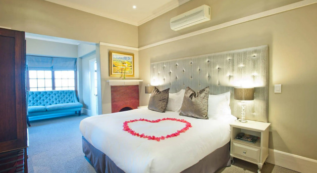 The Saint James on Venice Luxury Guest House