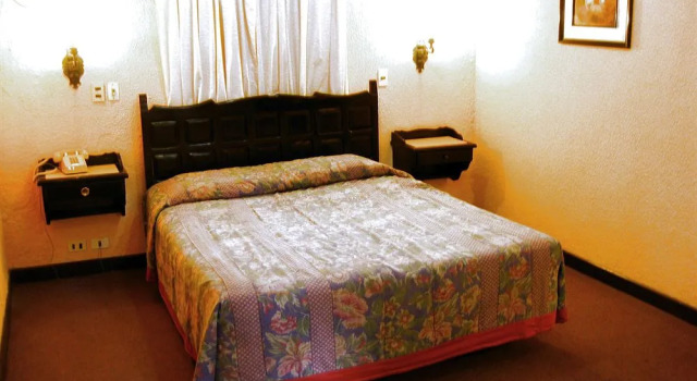 Urbari Apartment Hotel