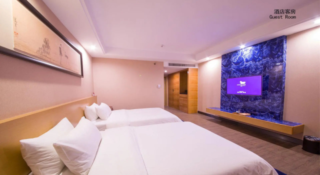 Двухместный номер Deluxe Eastone Vegetarian Culture Hotel