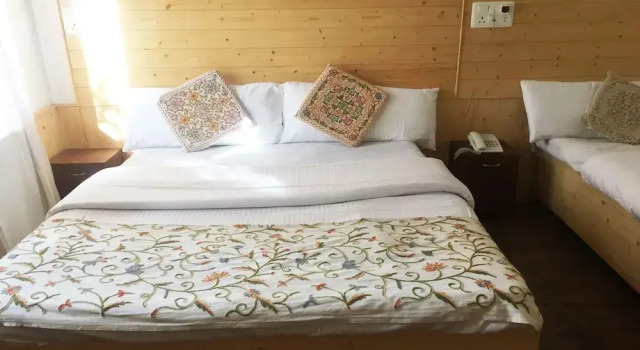 Hotel Fifth Season by OYO, Забронировать Отель Отели Пахалгам 3 звезды, 3*