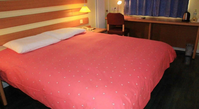 Home Inn-qingdao Shandong Road Branch, Забронировать Отель Shibei District Циндао