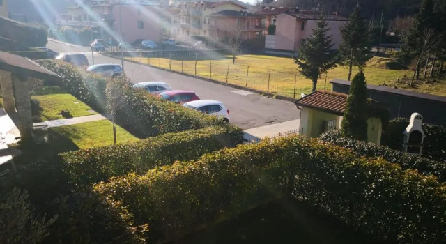 Коттедж с 2 комнатами Intero appartamento Le coccole del lago