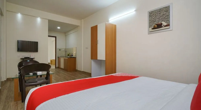 OYO 15574 Caprice Residency, South