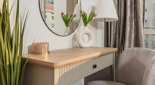 Lumina apartment for family in Warsaw, Забронировать Апартаменты/квартира Отели Варшавы с парковкой, рядом с Конференц-центр Рондо Один, Парковка