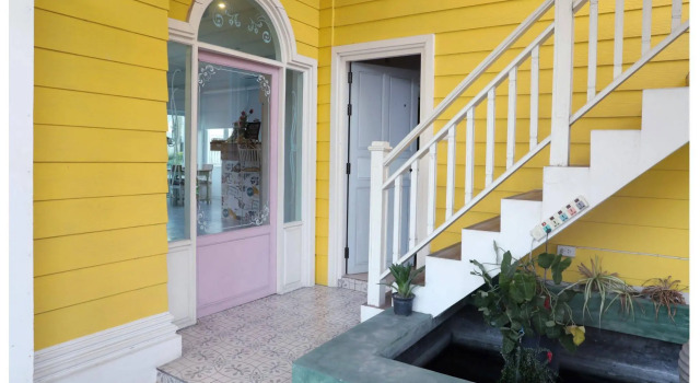 The Paper Art Gallery & Guesthouse Chiang Mai