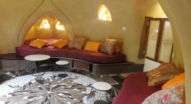 Terragora Lodges - Hébergement atypique, Забронировать Отель Лез-Эпес Замок Пюи-дю-Фу