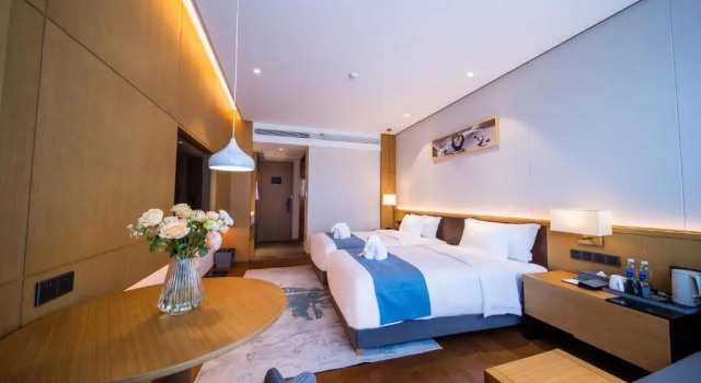 Howard Johnson by Wyndham Lanting Hotel Ningbo, Prenota Hotel Hotel a Ningbo con parcheggio, Parcheggio