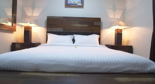 Hotel Karem Bay, Đặt Khách sạn Khách sạn ở Koumac bao gồm bữa sáng, Bữa sáng