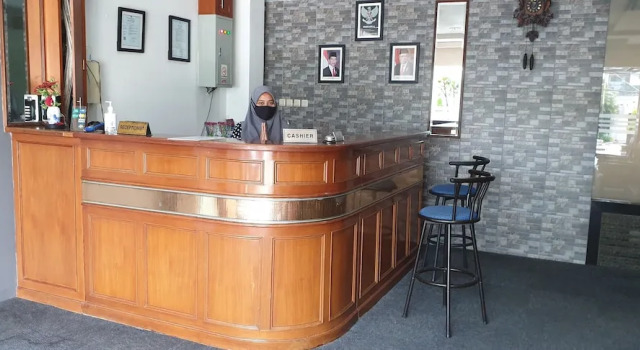 Wir Hotel, Забронировать Отель Отели Джакарты 3 звезды, рядом с Wisma 77, 3*