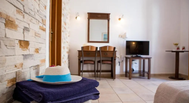 Трёхместный номер Plaza Beach Hotel