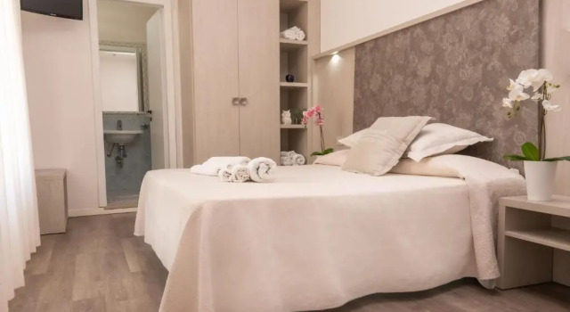 Полулюкс Design Hotel Astra B&B