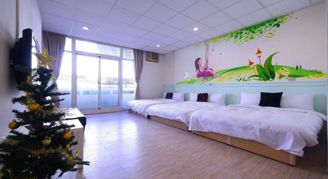 Fengjia Coco Hostel