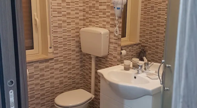 Standard Doppel Zimmer mit Blick auf den Innenhof B&B Rometta Beach